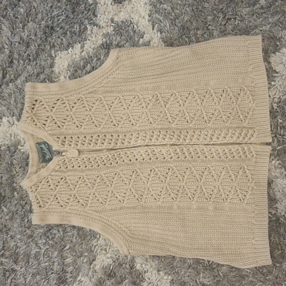 XL Vest - Picture 1 of 5